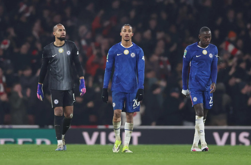 chelsea-tran-an-du-luan-khong-ban