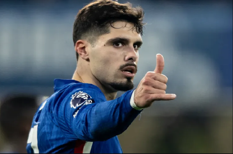 sutton-cong-kich-neto-sau-derby