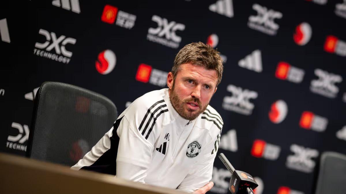 MU chưa thể có lực lượng đầy đủ ở vị trí trung vệ do án phạt và chấn thương.