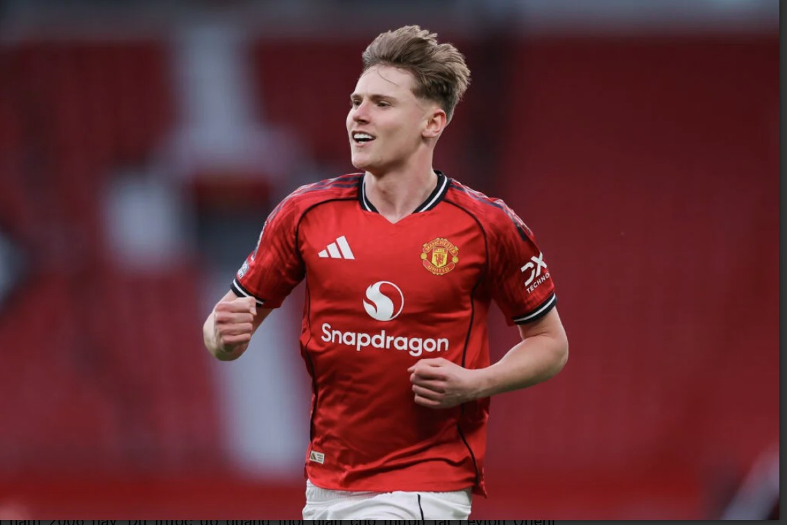 Tiền vệ 20 tuổi được đánh giá sở hữu kỹ năng rê bóng và kiến tạo thiên bẩm, mang dáng dấp của Cole Palmer