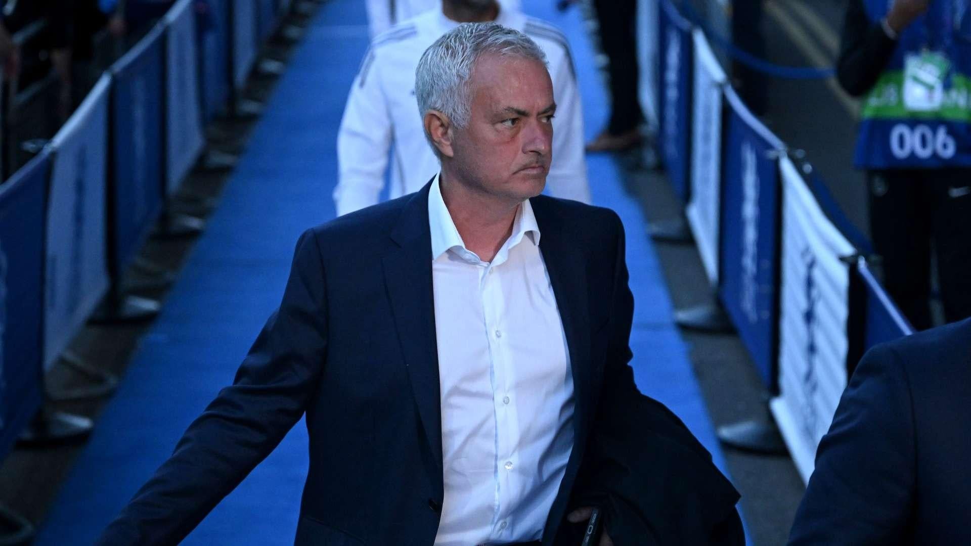 Những nguồn tin cho biết Chelsea không ưu tiên đưa Mourinho trở lại