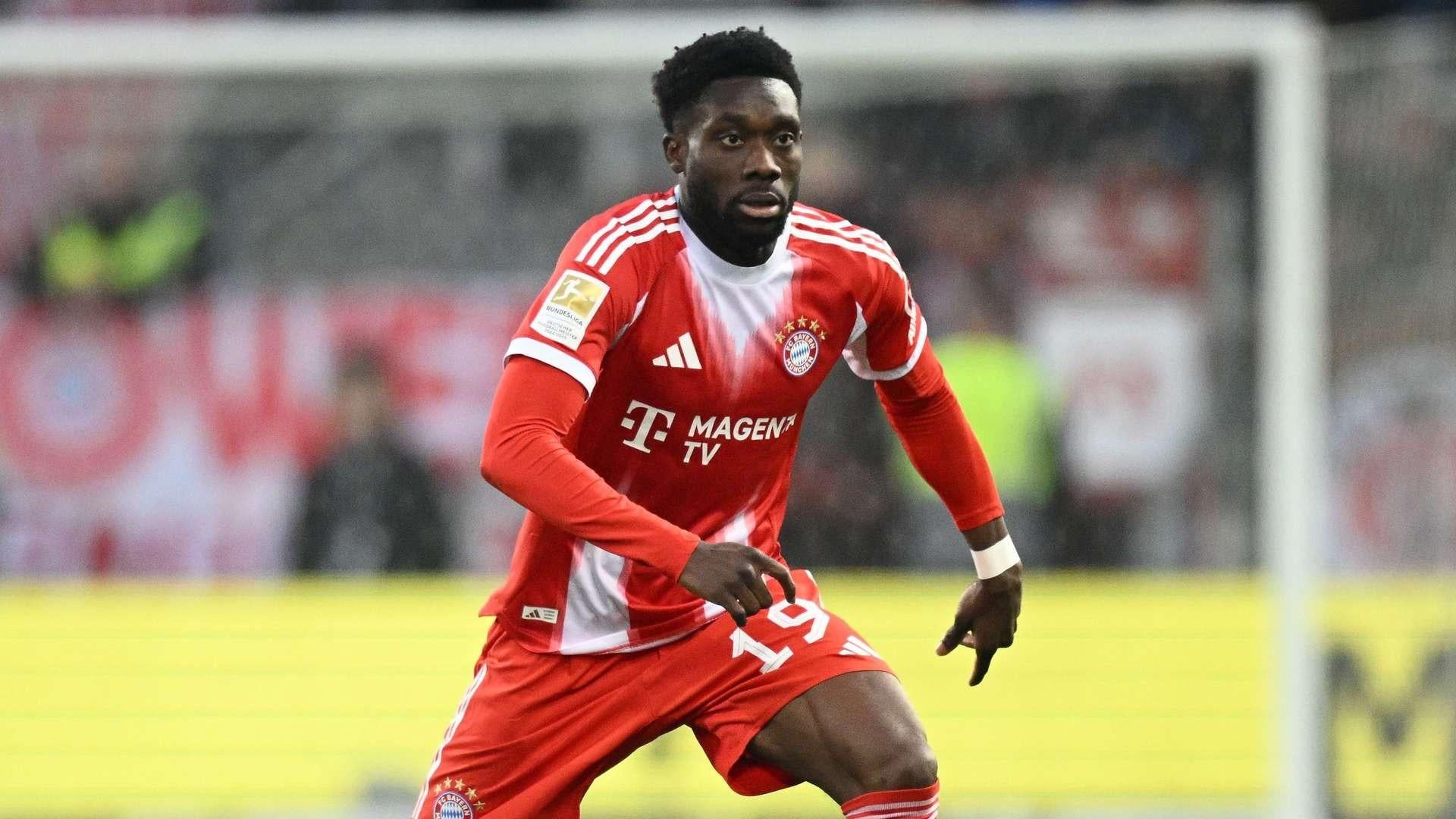 Alphonso Davies quyết định sẽ không rời Bayern vào mùa hè này 