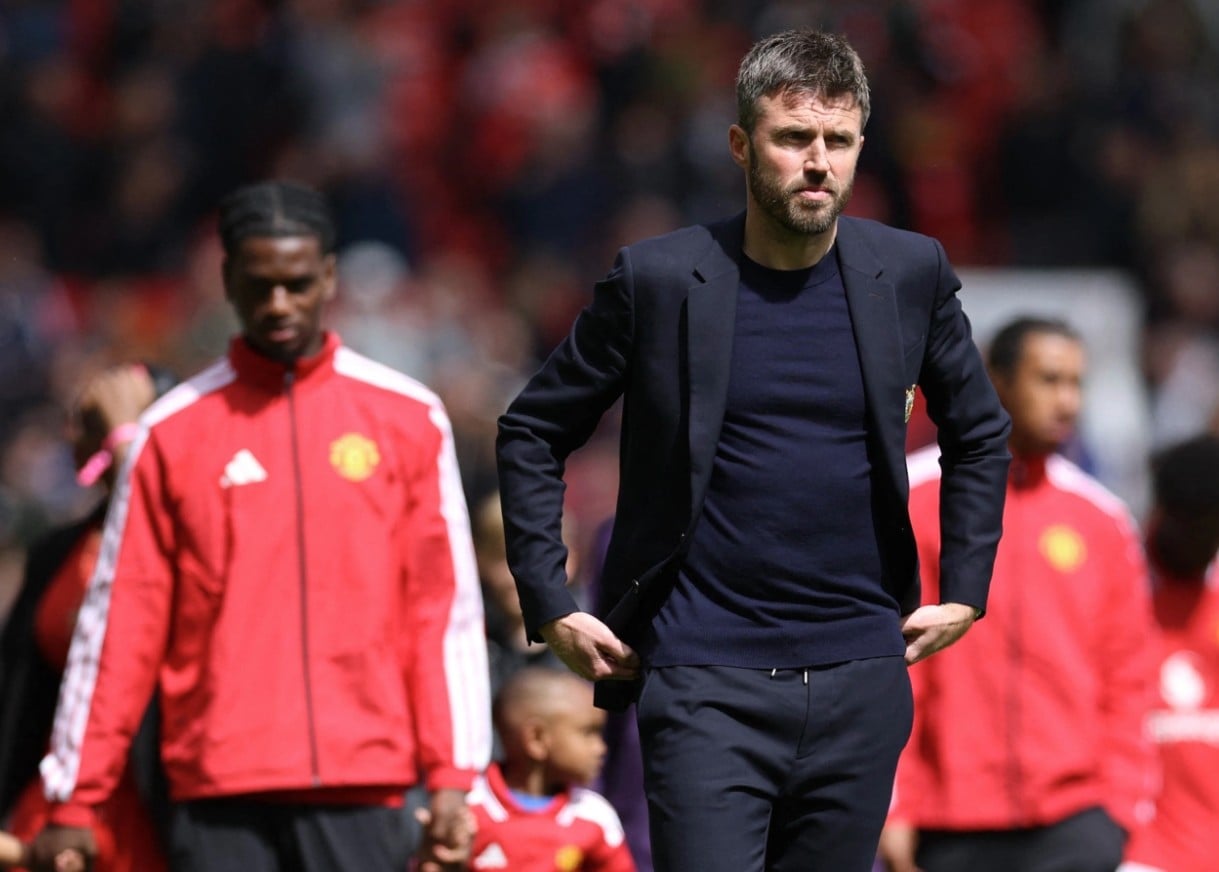 Hợp đồng mới của Carrick và MU kéo dài đến năm 2028 được hoàn tất